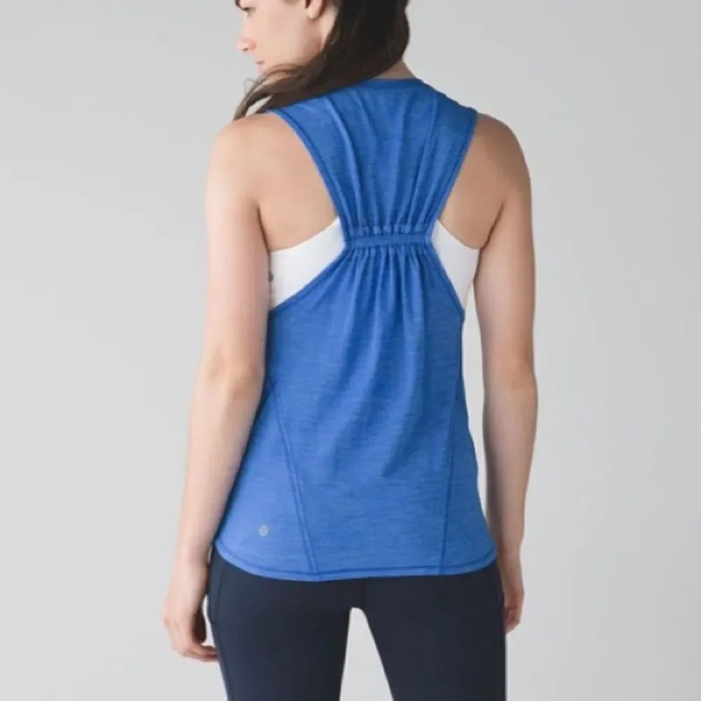 LULULEMON | In a Cinch Tank Top Heathered Pipe Dream Blue Women’s Size 10